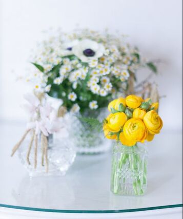 boudoir flowers in crystal vases 